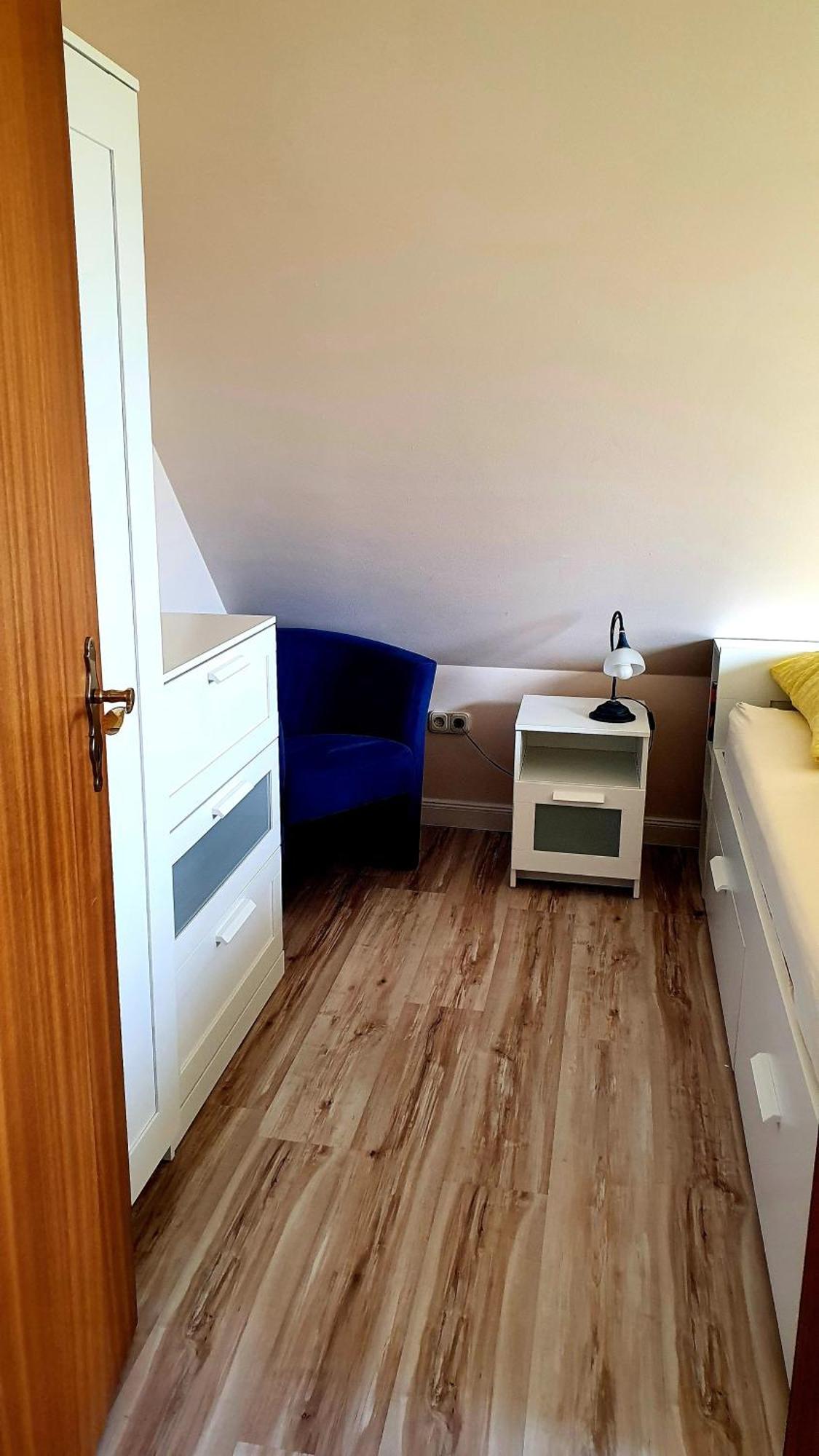 Apartment Bi Ueues Itueues *